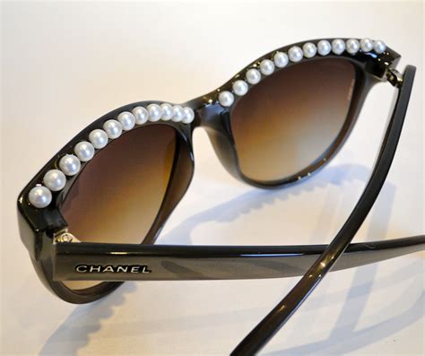 chanel ladies sunglasses with pearls|the real Chanel sunglasses.